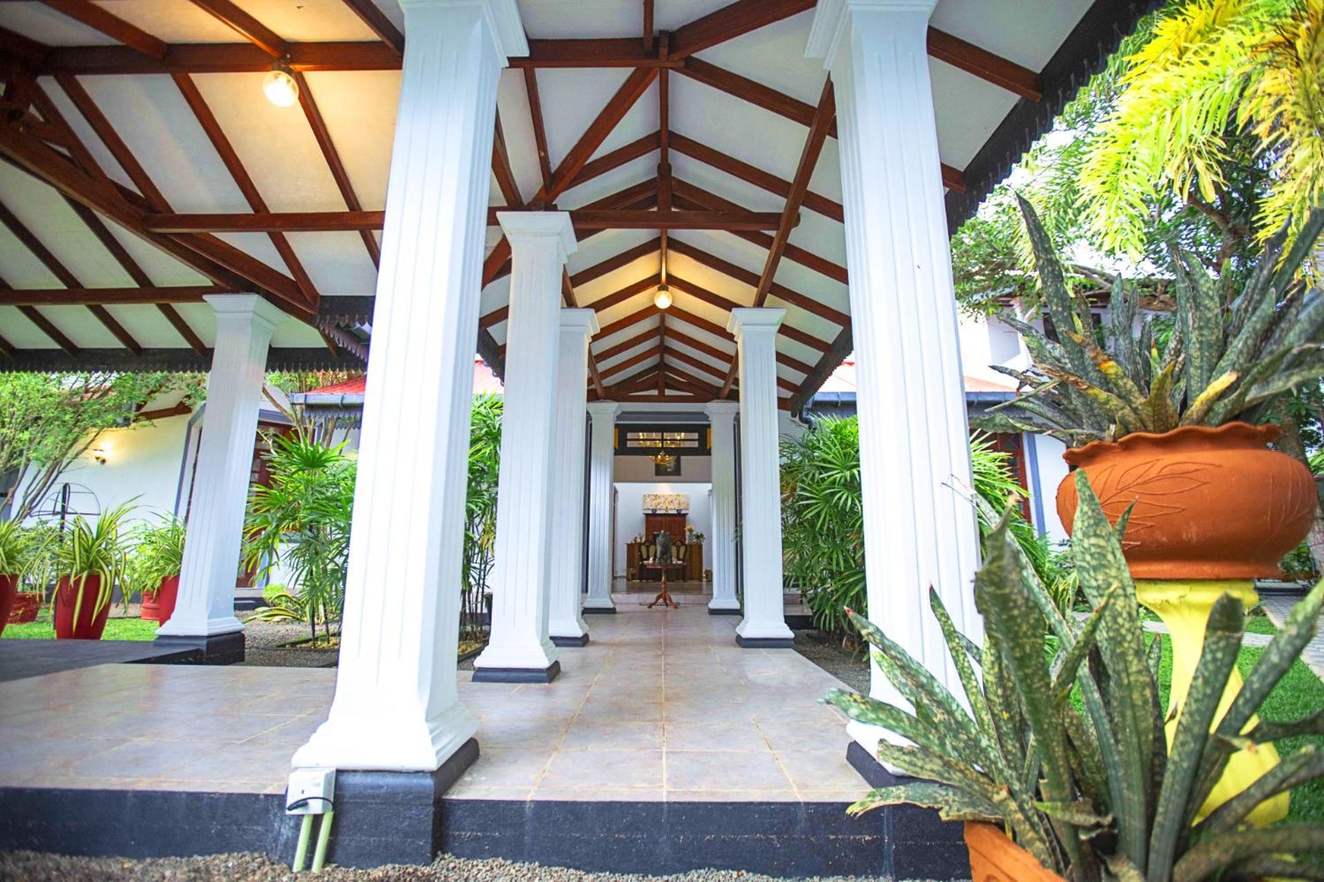 Arcadia Resort ฮิกคาดูวา ภายนอก รูปภาพ